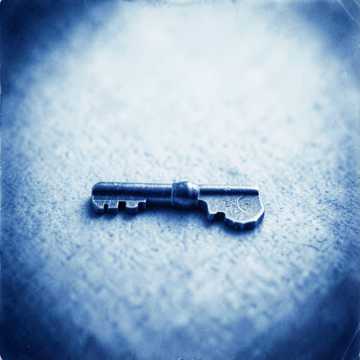 Echoes in Quiet Keys