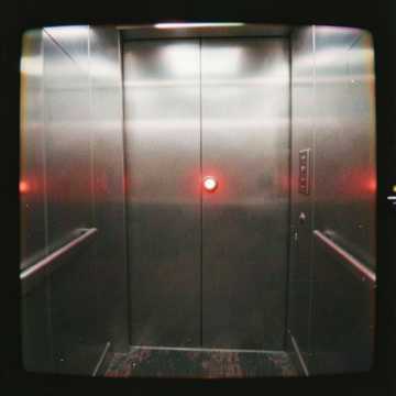Elevator Kiss