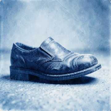 Dust on My Shoes2