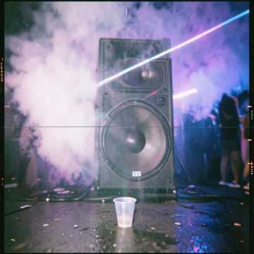 DJ JULIX – RAVE REBELLION