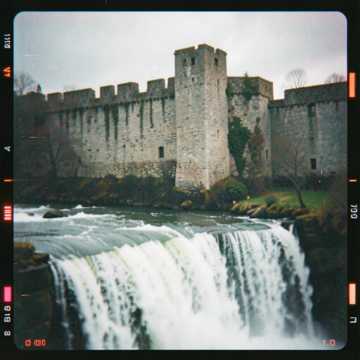 Jajce: Dugo Kruna Zvuka