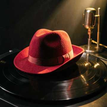 Red Hat Bounce